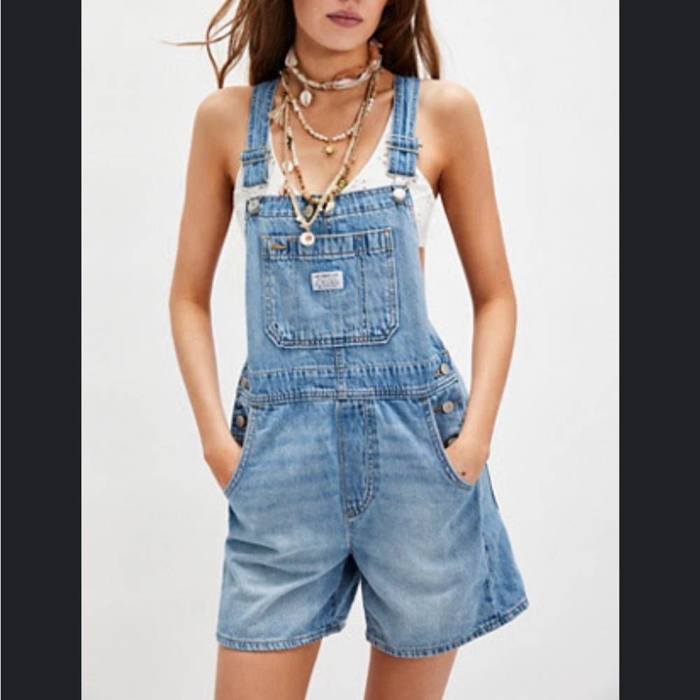 Free People Levi’s Denim Utility Shortalls overalls M Summer Job